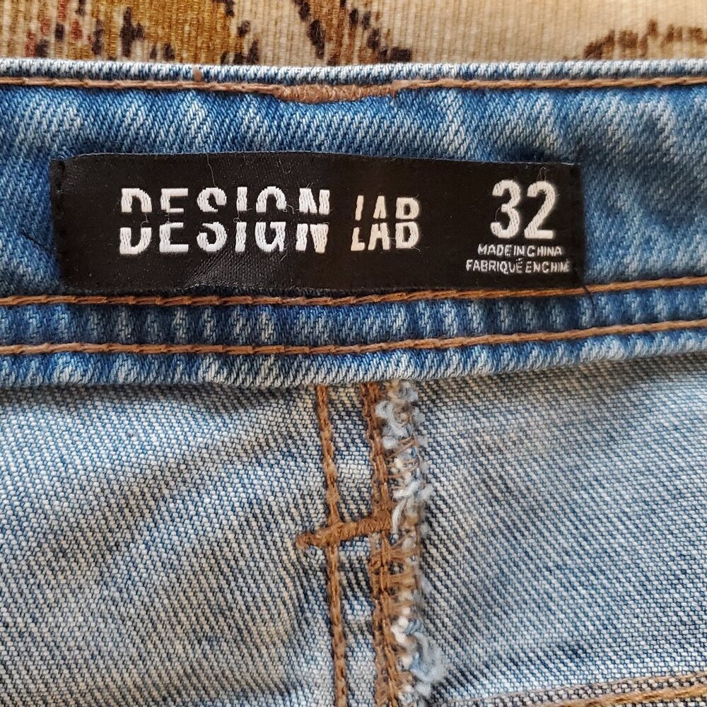 Design Lab Distressed Pearl Embellished Jean - Picture 5 of 10